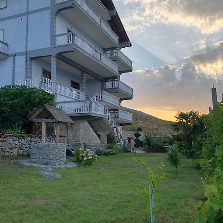 Bella Vista Acomodação com café da manhã Shkodër Exterior foto