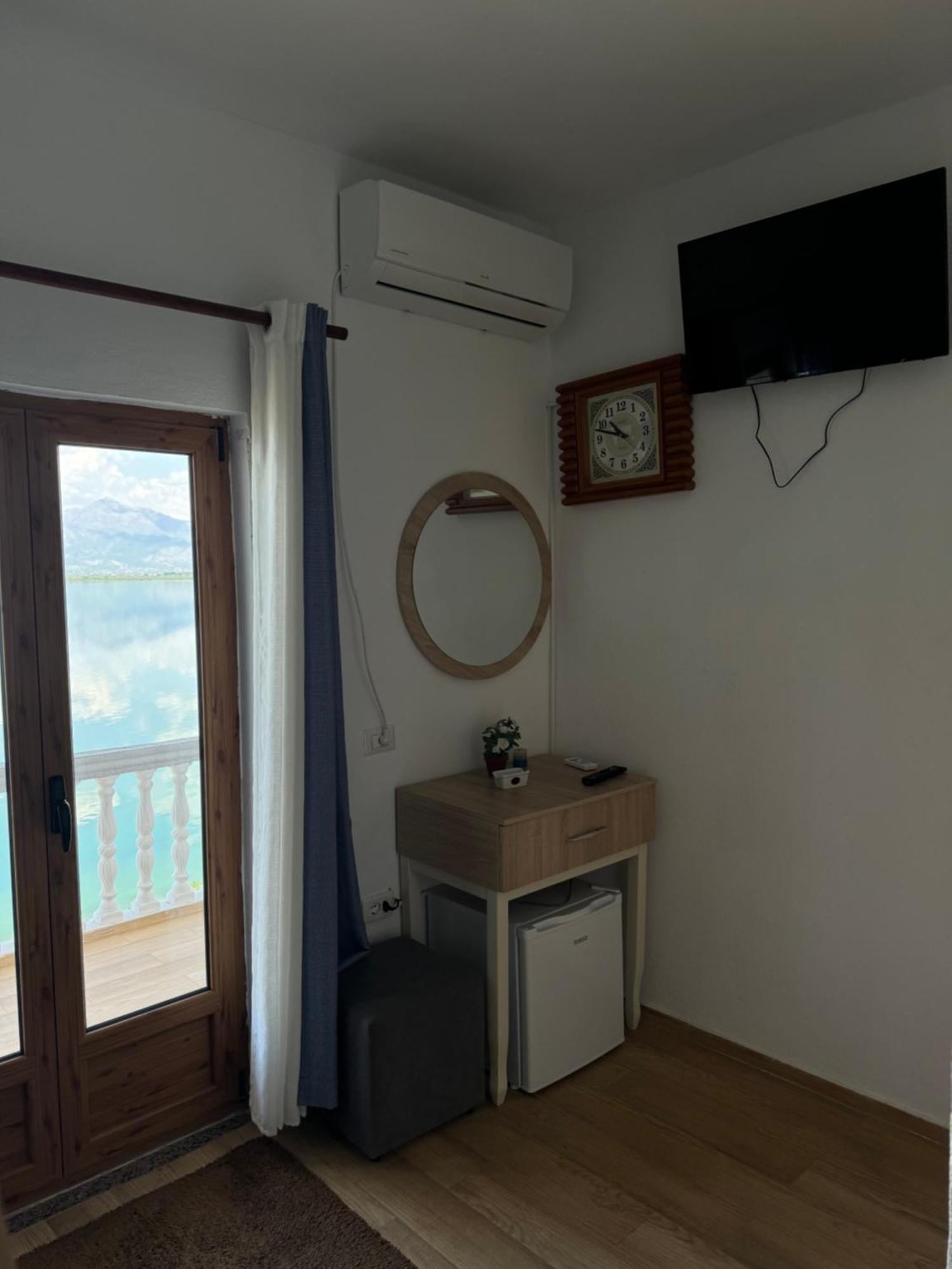 Bella Vista Acomodação com café da manhã Shkodër Exterior foto